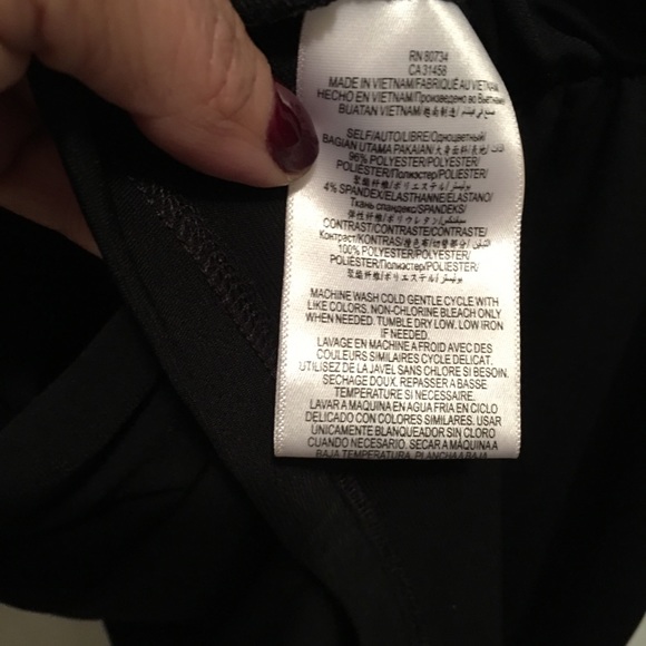 BCBG ROMPER - Picture 5 of 8